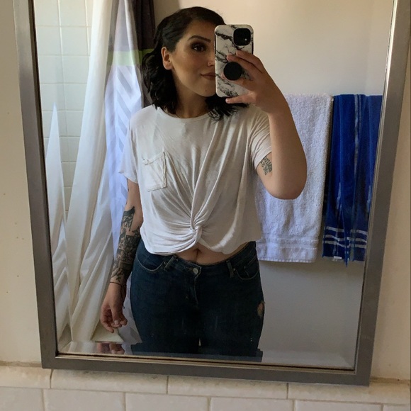 Meet your Posher, Samina - Picture 2 of 2